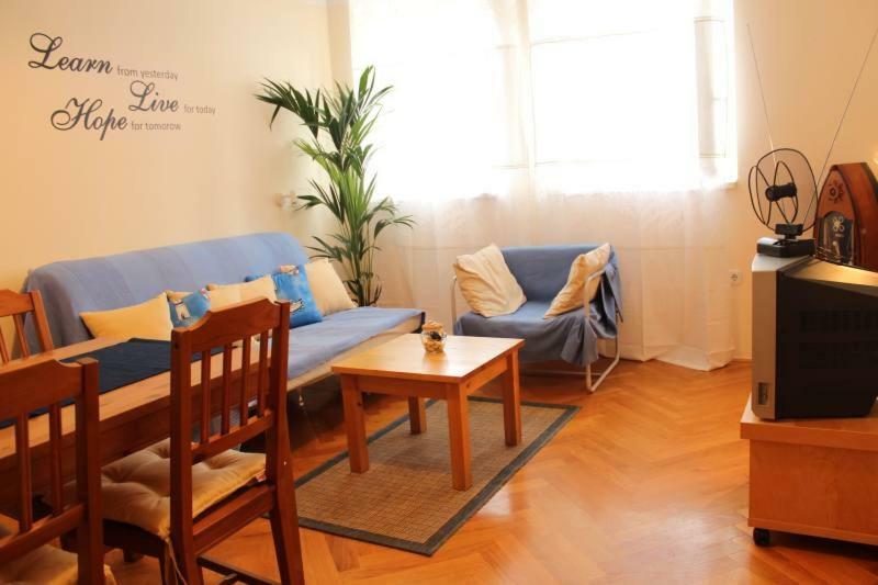 Apartment Dora 茨里克韦尼察 外观 照片